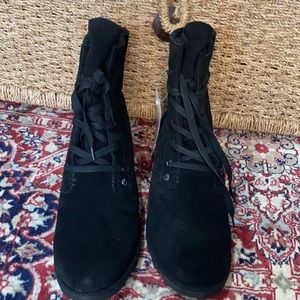 Bearpaw Krista Black Suede women’s 12 boots